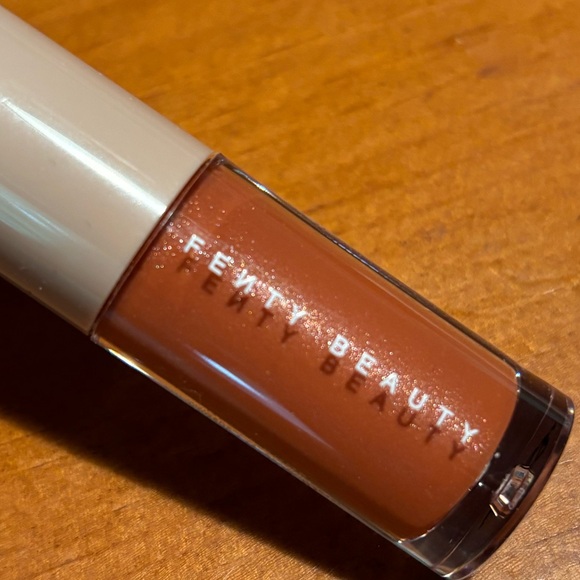 Fenty Beauty Gloss Bomb Lip Luminizer - Picture 4 of 16